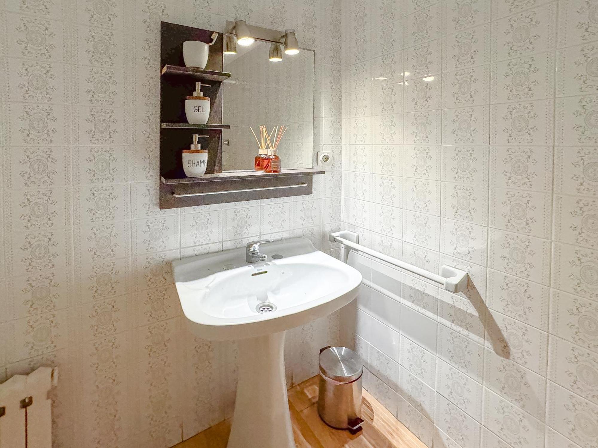 Lovely Rooms In Shared Apartment Gracia Neighborhood Barcellona Esterno foto