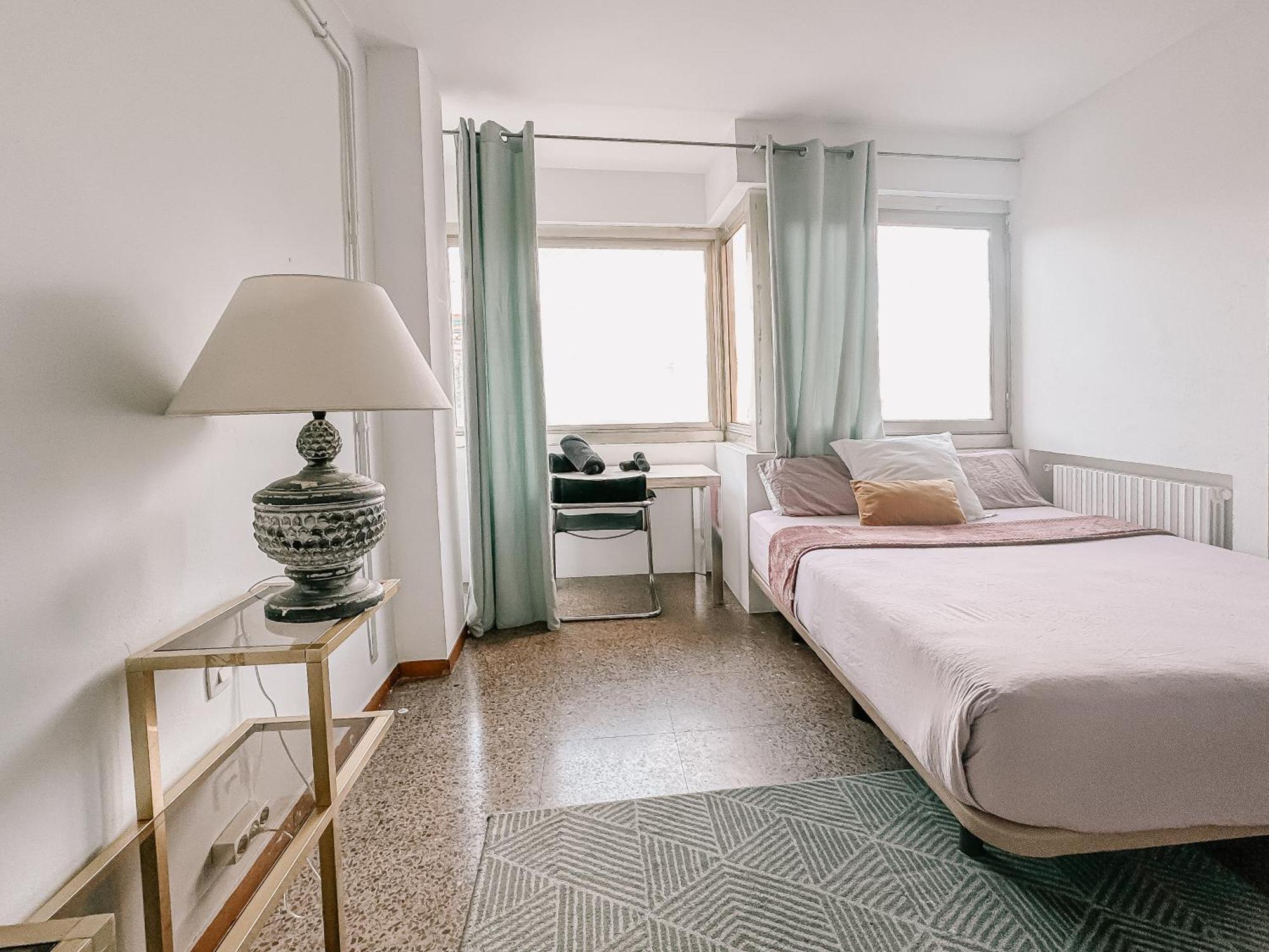 Lovely Rooms In Shared Apartment Gracia Neighborhood Barcellona Esterno foto